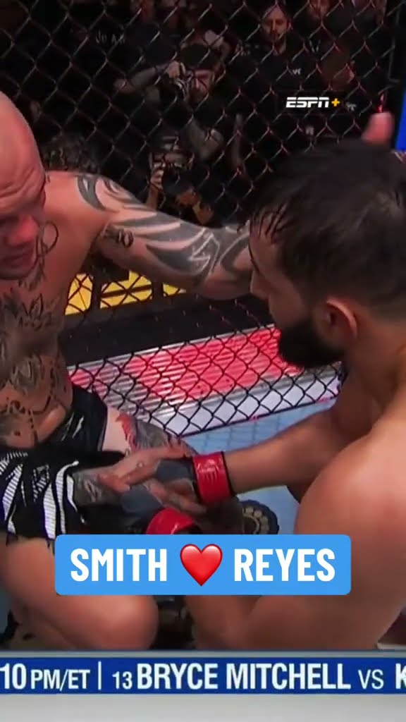 Reyes consoled Smith after their #UFC310 fight ❤️