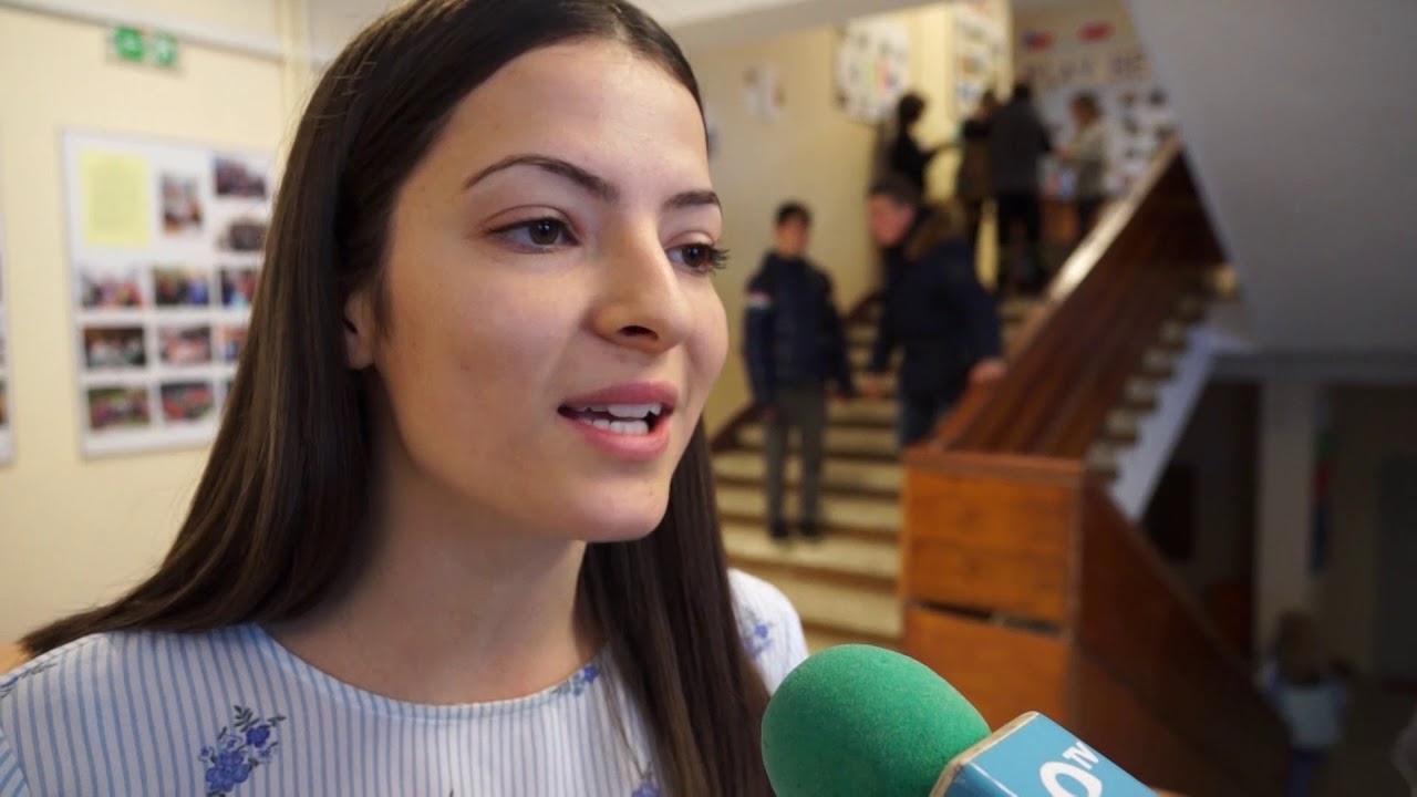 Стотици деца от смолянско училище готвиха благотворително за свои съученици