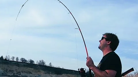 Using Cut Bait to Catch Prehistoric River Monsters!