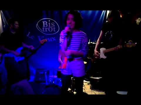 Les chansons de ma tante - Retiens mon desir