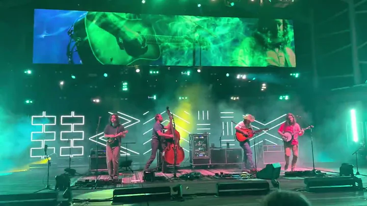 Billy Strings - Ernest T. Grass, Drifters Escape -...