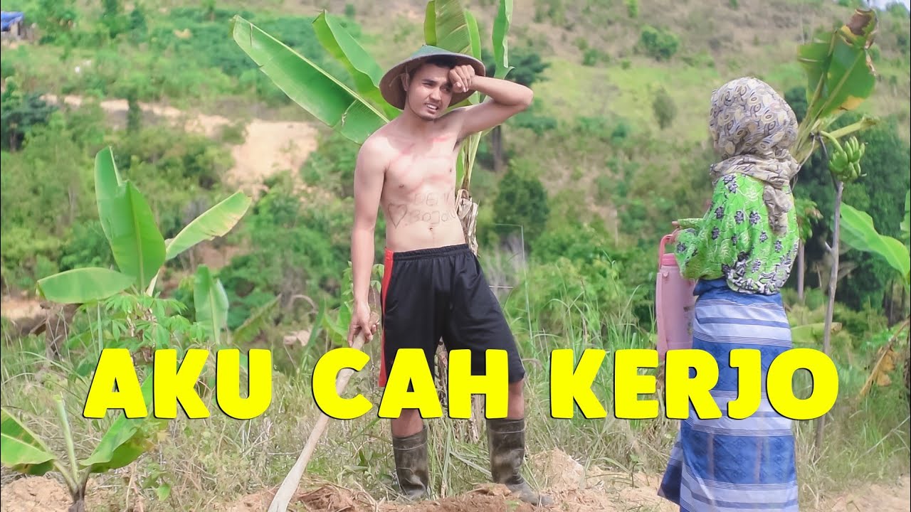 AKU CAH KERJO PENDHOZA ( VIDEO CLIP COVER ) PARODI AKU CAH KERJO PENDHOZA ( VIDEO CLIP COVER ) PARODI #1