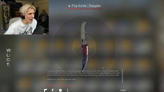 xQc reacts to LIRIK unboxes 2 CSGO knives in a row