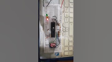 Traffic light with 7 segment vide0(working)