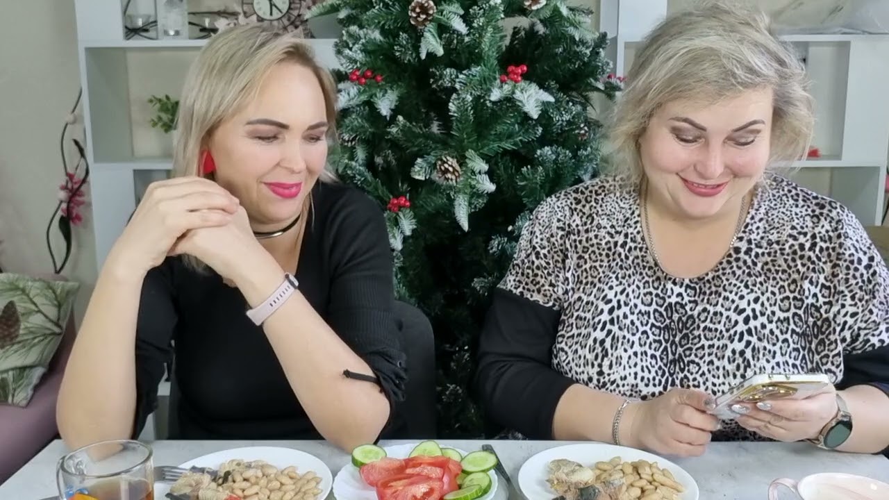 ДЕРЖИМ ВЕС И НЕ ХУДЕЕМ. МУКБАНГ КОНСЕРВЫ