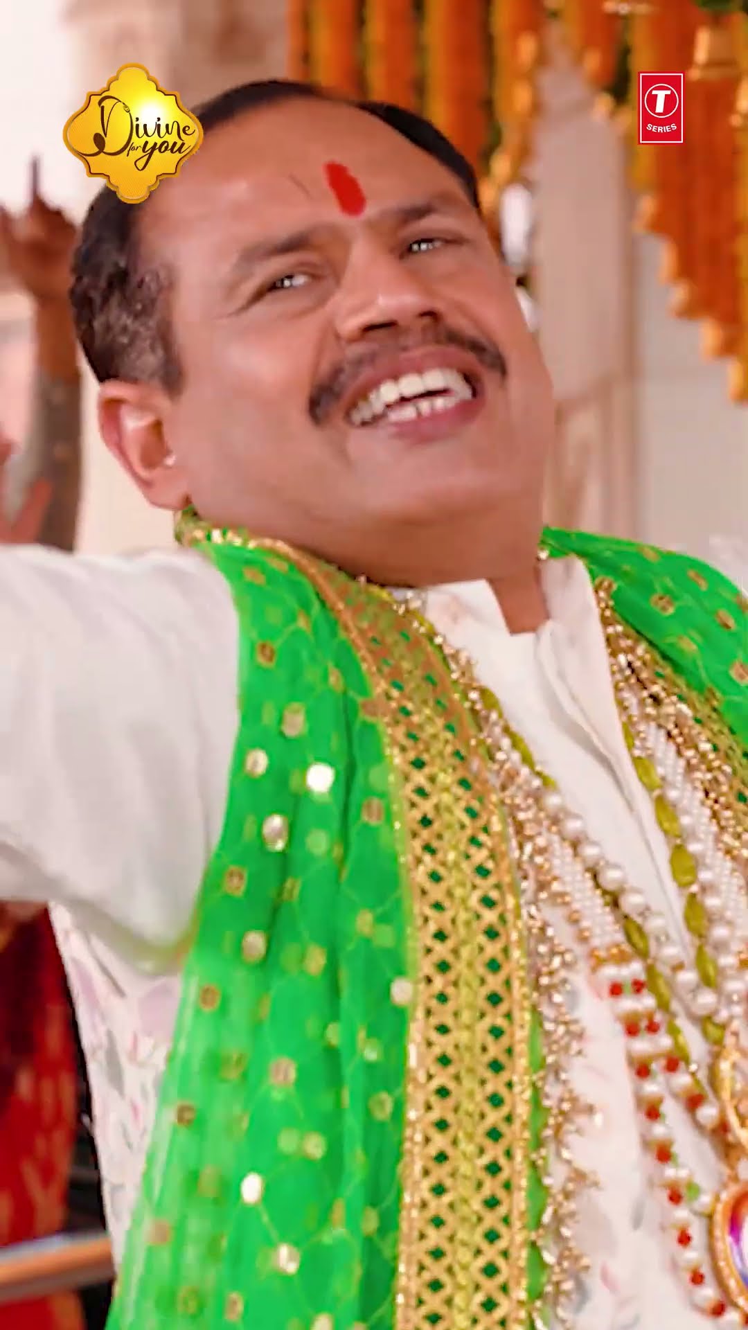 MAIN MAIYA DE DAR TE NACHNA | Devi Bhajan | DEEPAK GULATI #deepakgulati