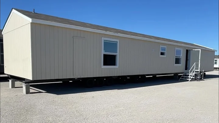 Solitaire Homes Emerald 16723A