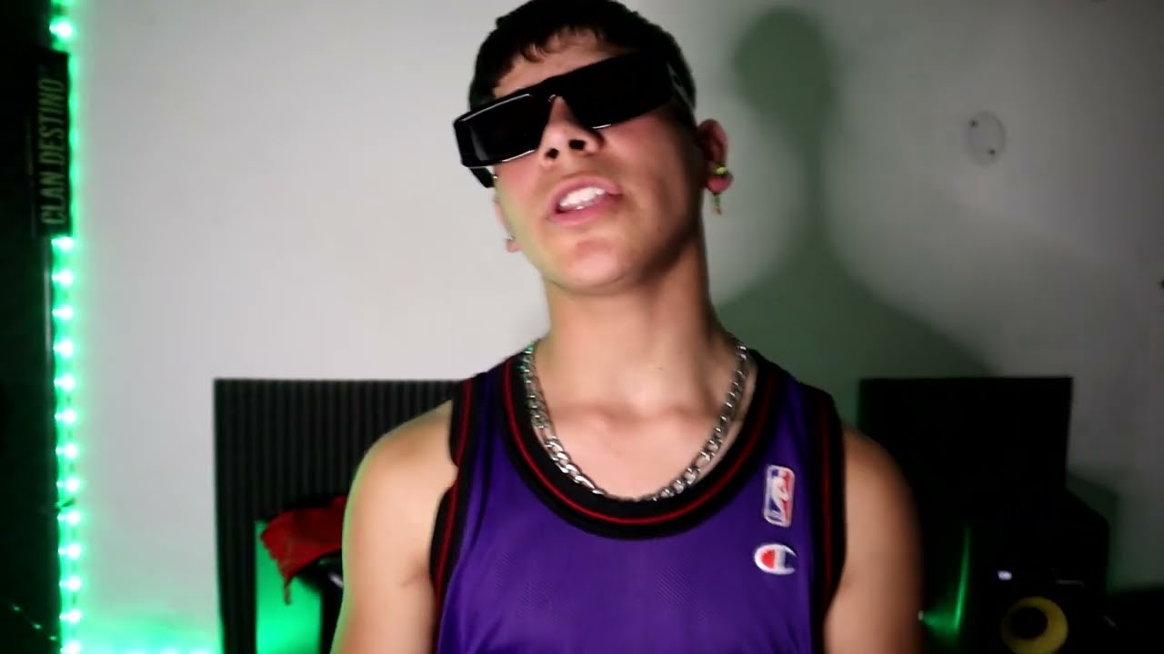 EFRAN - TU RECUERDO (Video Official )