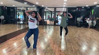 Pooti Vacha Kuthirai Onnu Song Dude- Mamitha Baiju Pradeep Ranganathan The Dancers Club Choreo