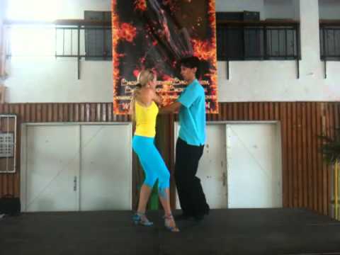 Bachata Figure 2. Dolce Dance - YouTube
