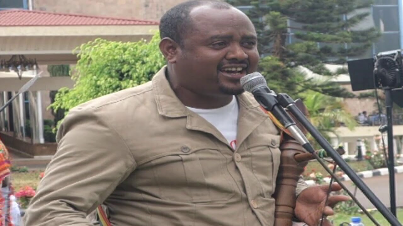 እንዲህም ይፎከራል፤ ይሸለላል፡፡ gonderitakip