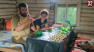 ч.32 Обычные будни семьи живущей в тайге Приполярного Урала. Встреча Наташи с медведем лоб в лоб...