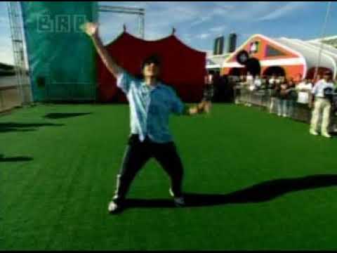 Blink 182 - MTV Super Bowl XXXVII Tailgate Spectacular