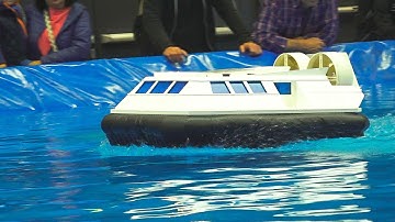 RC MODEL HOVERCRAFT SHIP IN ACTION!! *STUNNING RC HOVERCRAFT BOAT DEMO