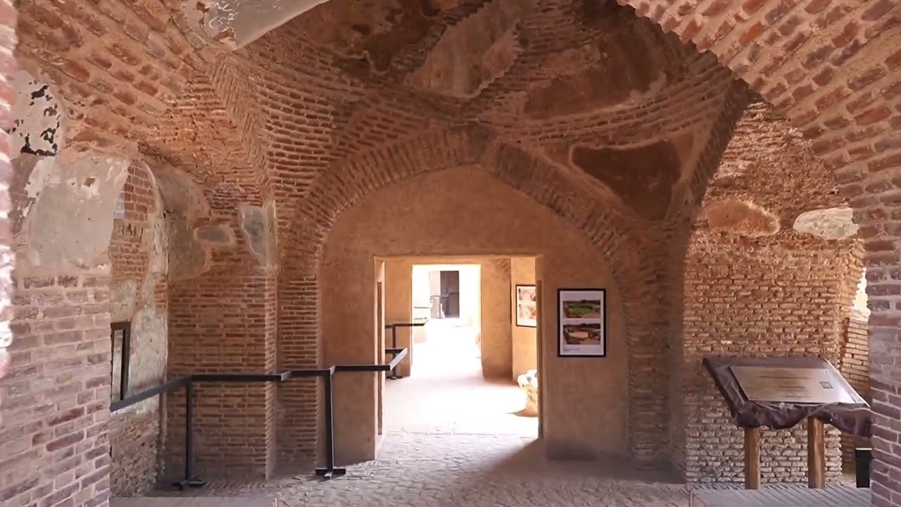 Shahi Qila Lahore -Walled City Lahore -Actor,Anchor RJ Arham Butt- documentary Shoot of Old Lahore