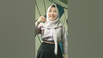 anak sekolah sekarang besar - besar ya  #hijab #cantik #pemersatubangsa #hijabers #shorts