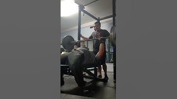 240x4 tempo pause bench(last set)