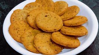 ਵੇਸਣ ਦੀਆਂ ਮੱਠੀਆਂ | Besan Mathri Recipe | Besan Namkeen | बेसन की नमकीन मठरी | Crispy Besan Ki Mathri