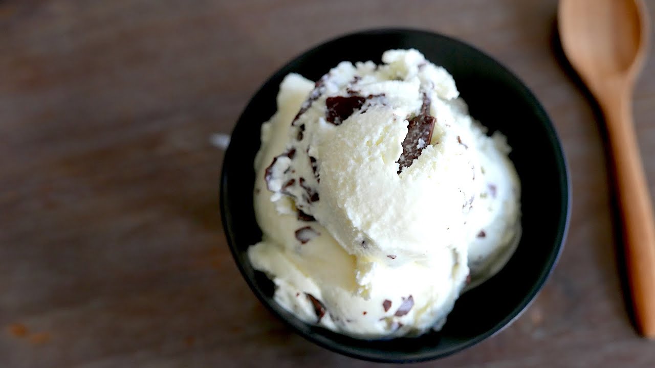 Stracciatella Ice Cream with Cuisinart Machine wa's Kitchen YouTube