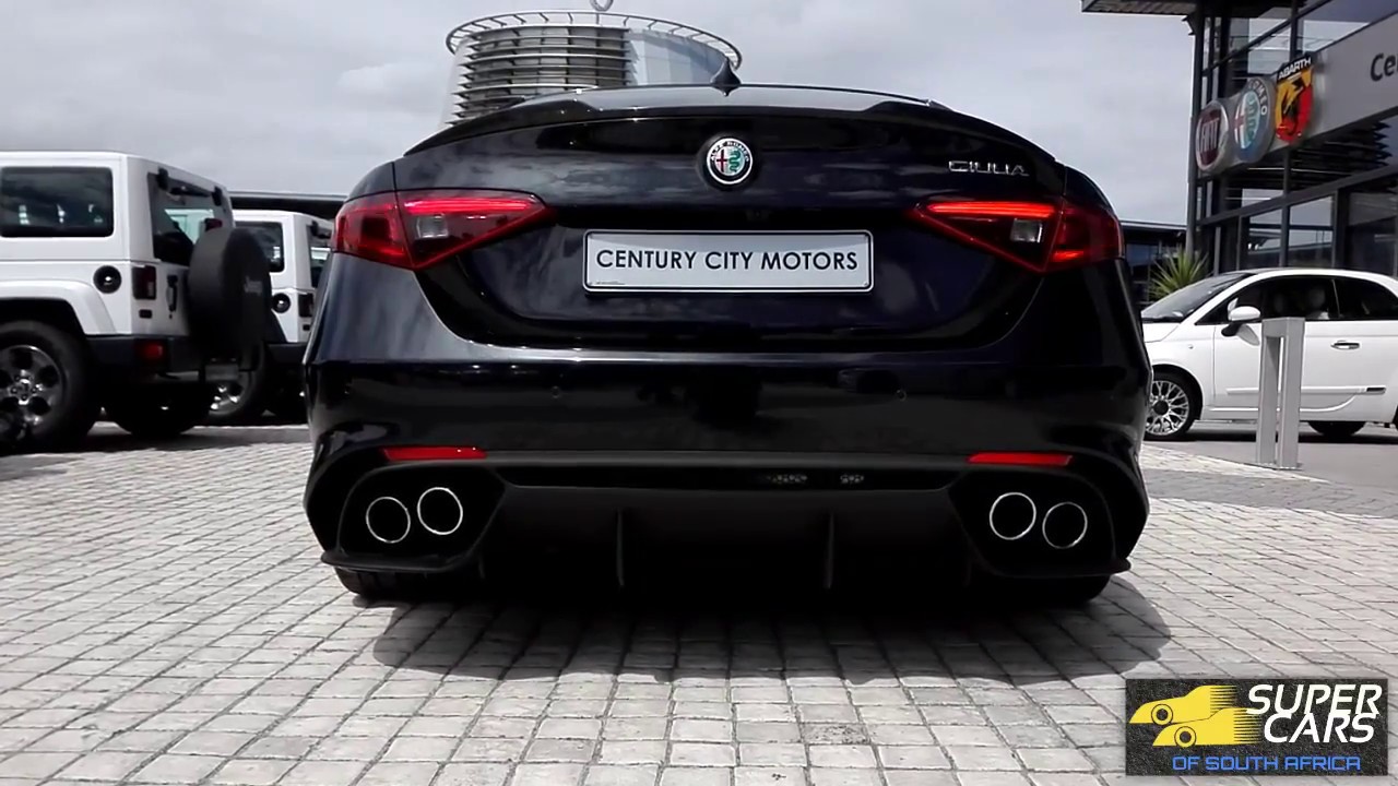 Alfa Romeo Giulia Quadrifoglio Launch Edition V6 Startup