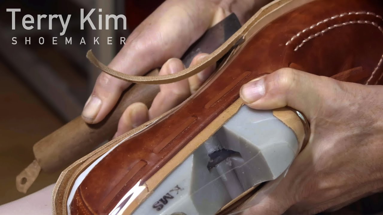 Making Tassel Loafers from Hand-Dyed Leather