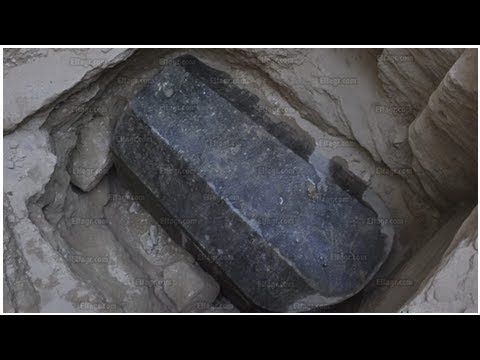 أخبار مصر العثور على تابوت من العصر البطلمي هو الأضخم في الإسكندرية صور