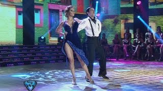 ¡Tango Polaco! El cantante se puso la peluca y el bigote y le valoraron su actitud arrabalera