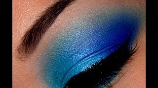 Super Easy Blue Eyeshadow Tutorial!!!!