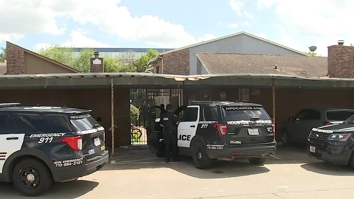 18-year-old dies after being shot multiple times at apartment complex in SW Houston, police say