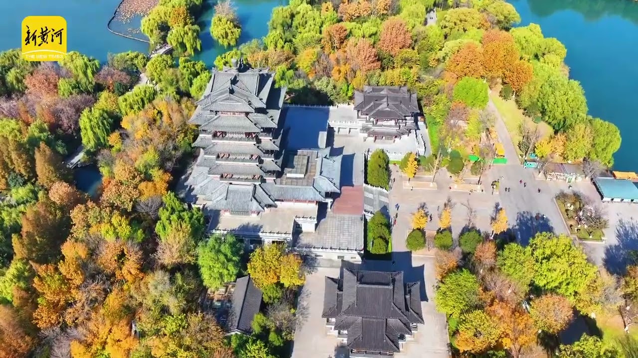 Daming Lake Bursts Into Winter Colors