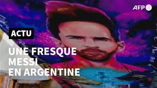 Argentine: une fresque géante célèbre Messi dans sa ville natale | AFP