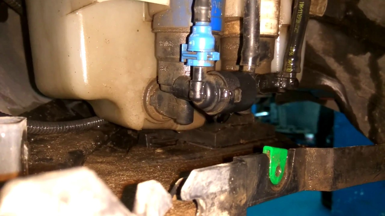 Проблема с насосом омывателей форсунок фар Volvo S60 II - YouTube