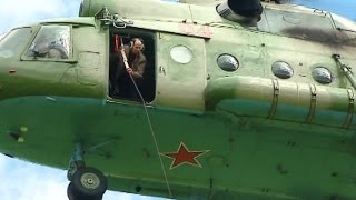 Свердловские огнеборцы проводят тренировки даже в сезон дождей Свердловские огнеборцы проводят тренировки даже в сезон дождей