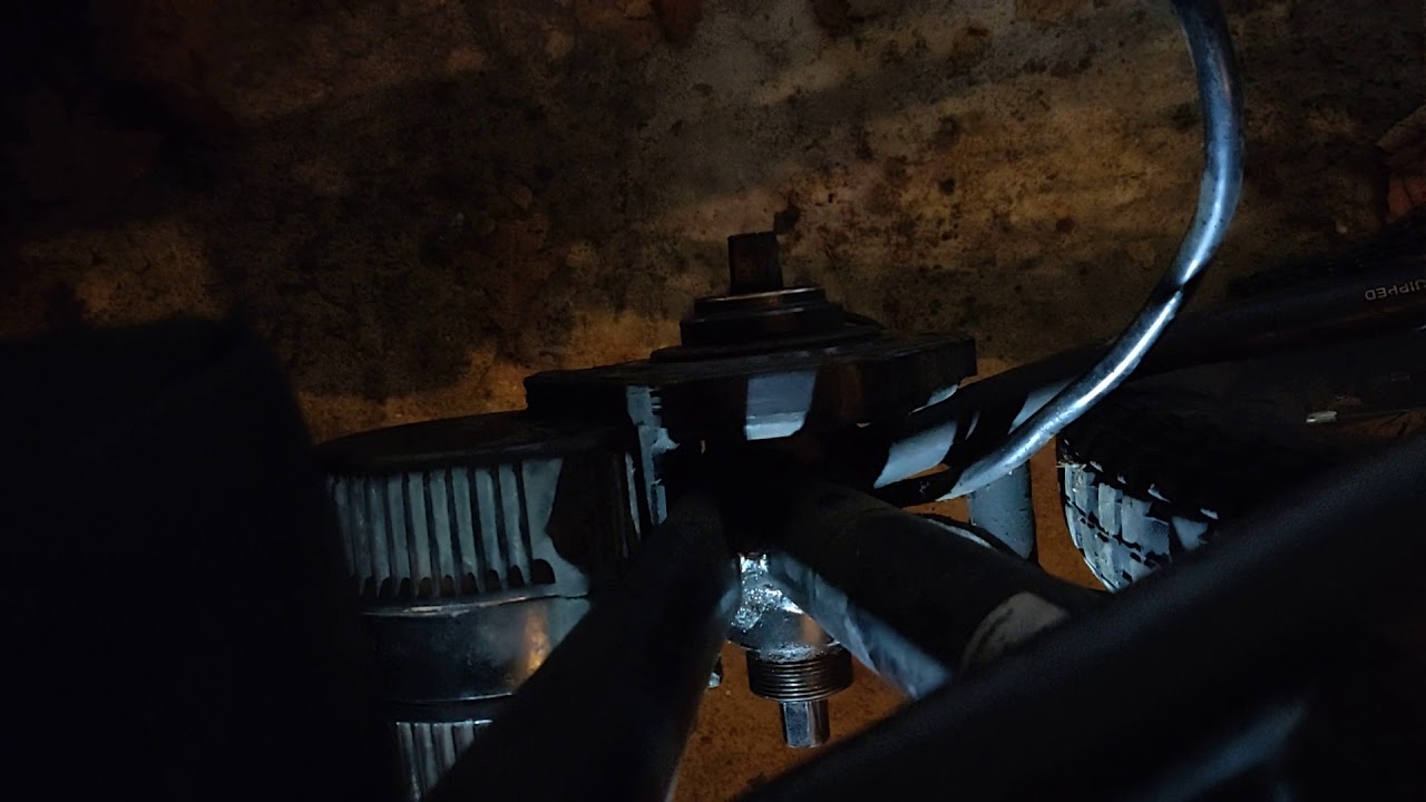 Motor stuck in bottom bracket YouTube