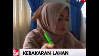 Download lagu TvOne 2907 Kebakaran Lahan Mulai Mendekati Permukiman Warga