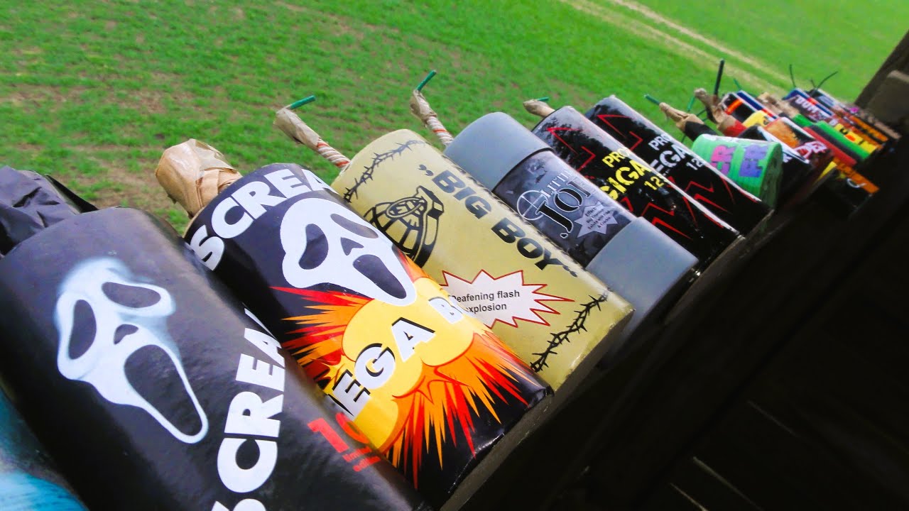 Mega XXXL Firecrackers Compilation TheOftlerer