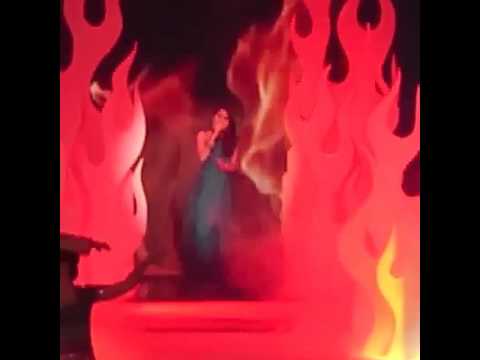 Ayu Ting Ting Nyanyi Lagu India Baatein Ye Kabhina Di Bolly Star Vaganza