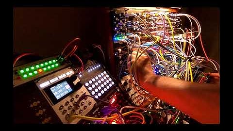 4ms Ensemble Oscillator and Instruo CS-L