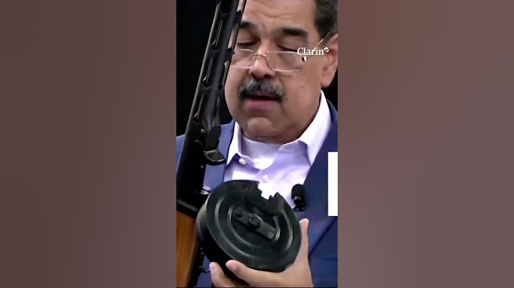 Nicolás Maduro mostró un arma que le regaló Rusia