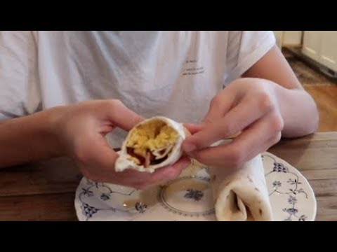 THE BEST BREAKFAST BURRITO