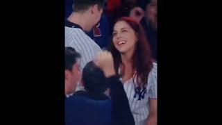 New York Yankee's proposal gone wrong😬😱