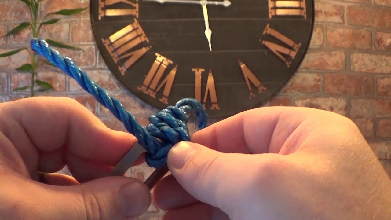 Quickest and easiest way to tie fishing line to a hook Simple Knot