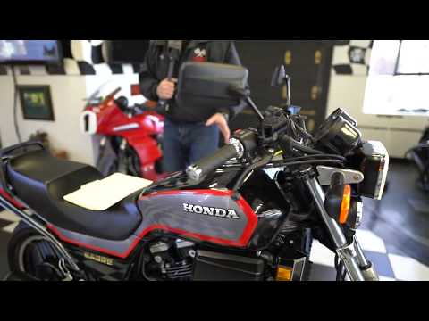 1985-honda-vf700sl-sabre