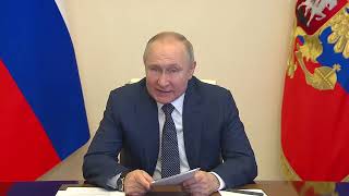 На пароме «Маршал Рокоссовский» поднят государственный флаг  Владимир Путин
