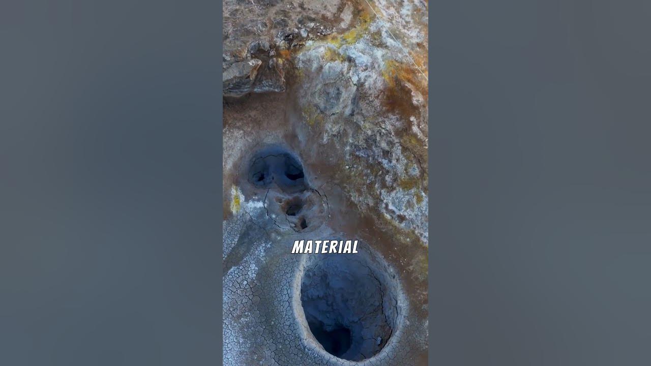 what happens when lightning strikes sand