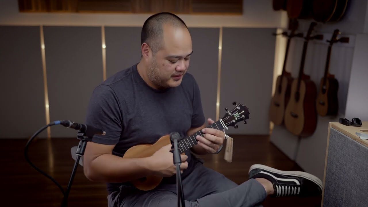 KoAloha Cedar Koa Soprano - YouTube
