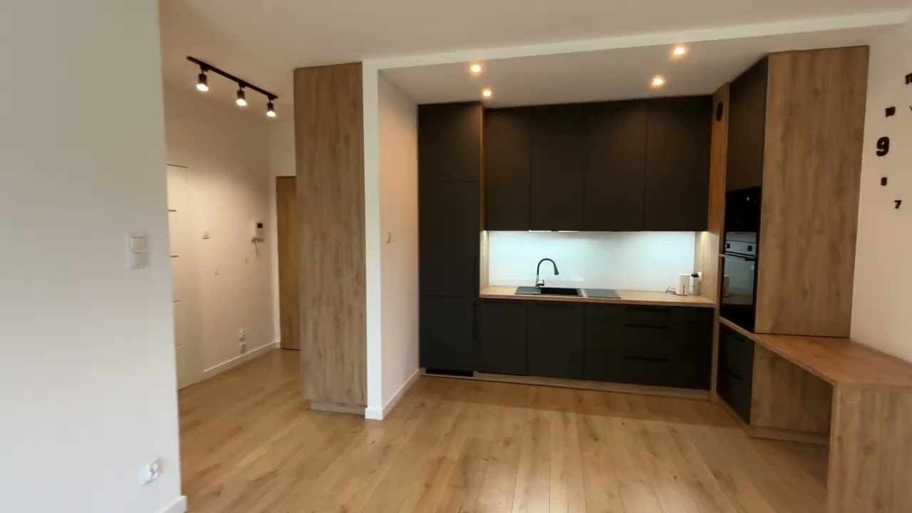 42 m² with a garden and parking. Winter Retreat - Квартира - Продаж - Toruń, Stawki