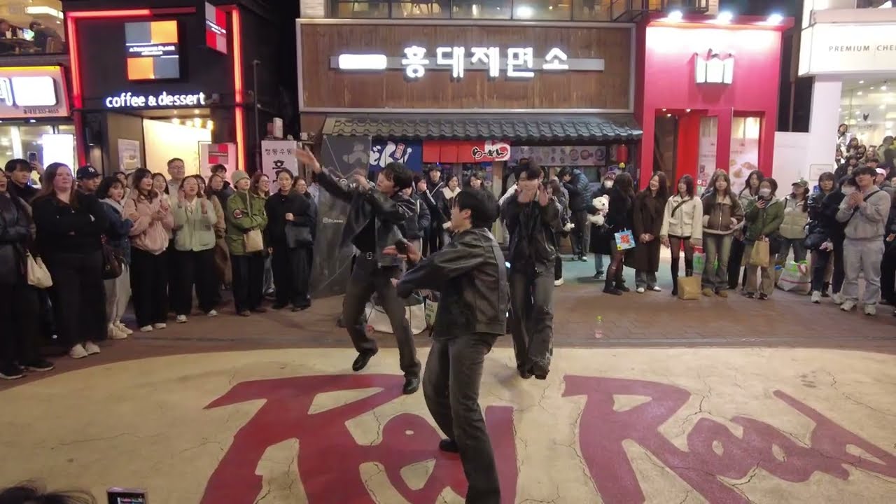 Mocean#모션 HongDae#홍대 Busking#버스킹 20260301 DJI 0990