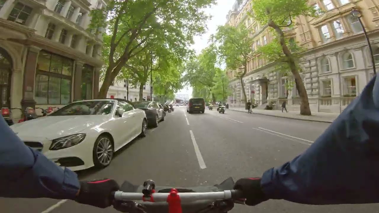 Early Morning London Commute on my Brompton Bicycle from Regent Street to Embankment, May 2022.