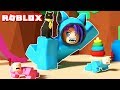 BULLYING ALL THE SMALL BABIES IN ROBLOX BABY SIMULATOR!